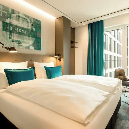 Motel One Köln-Messe-3